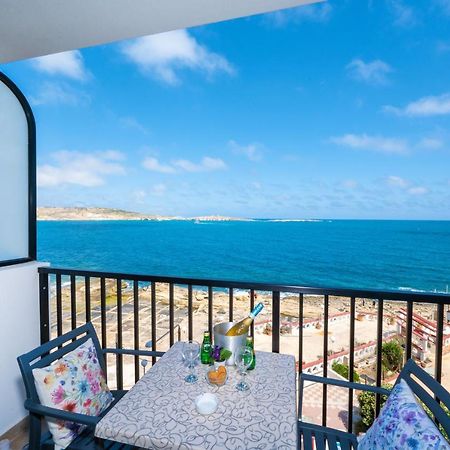 Islet Promenade Seafront 1 Bedroom Apartment With Sea View Balcony By Getawaysmalta Сент-Полс-Бей Екстер'єр фото